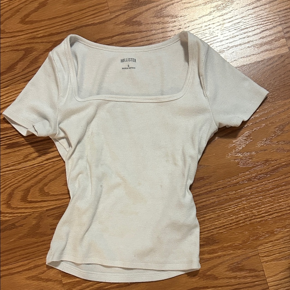 Hollister Women's Cream Short Sleeve Top